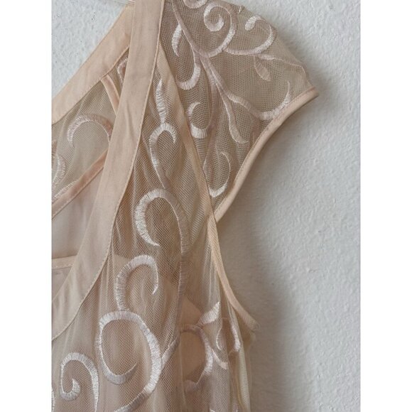 Jessica Simpson Dress Size 12 Lace Overlay Ruffle Hemline Cream Ivory Wedding - Picture 4 of 14